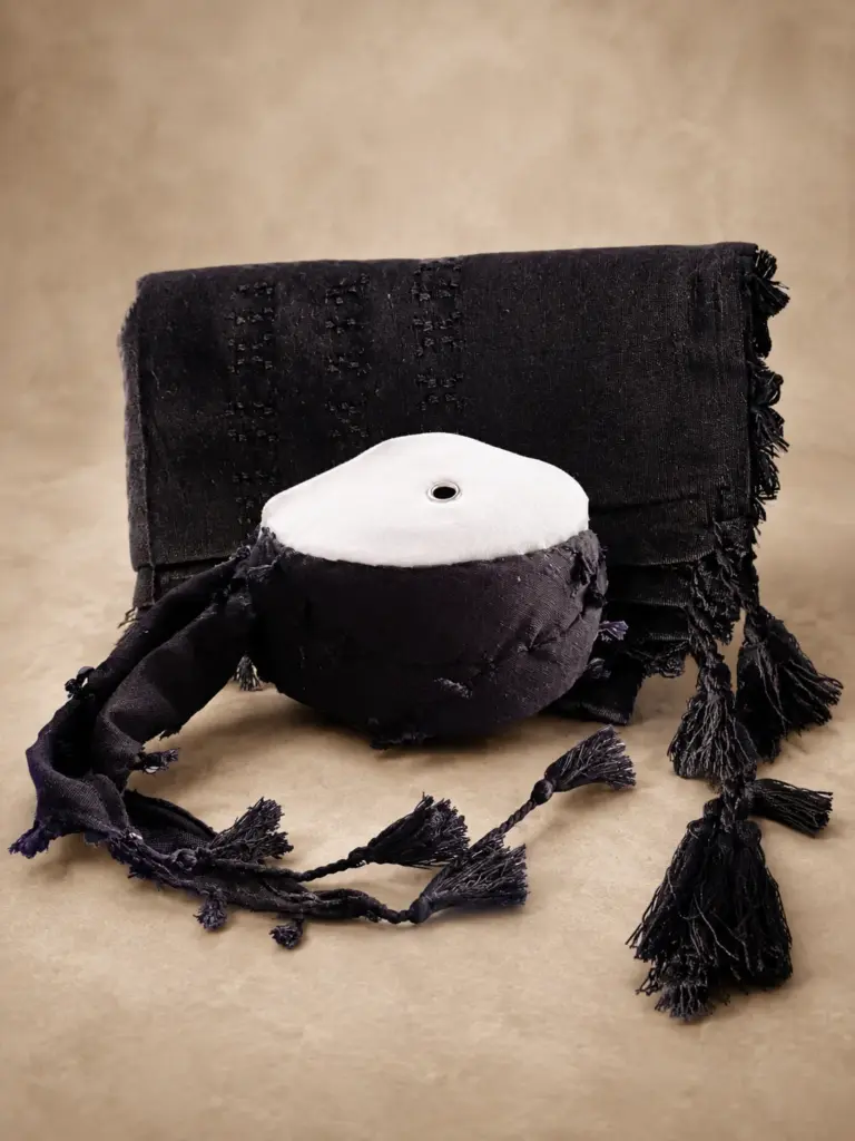 Katalog hitam kombinasi set
